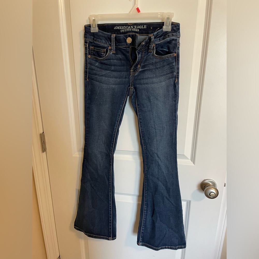 American Eagle boot cut flair denim jeans, size 0 US, lightly worn.